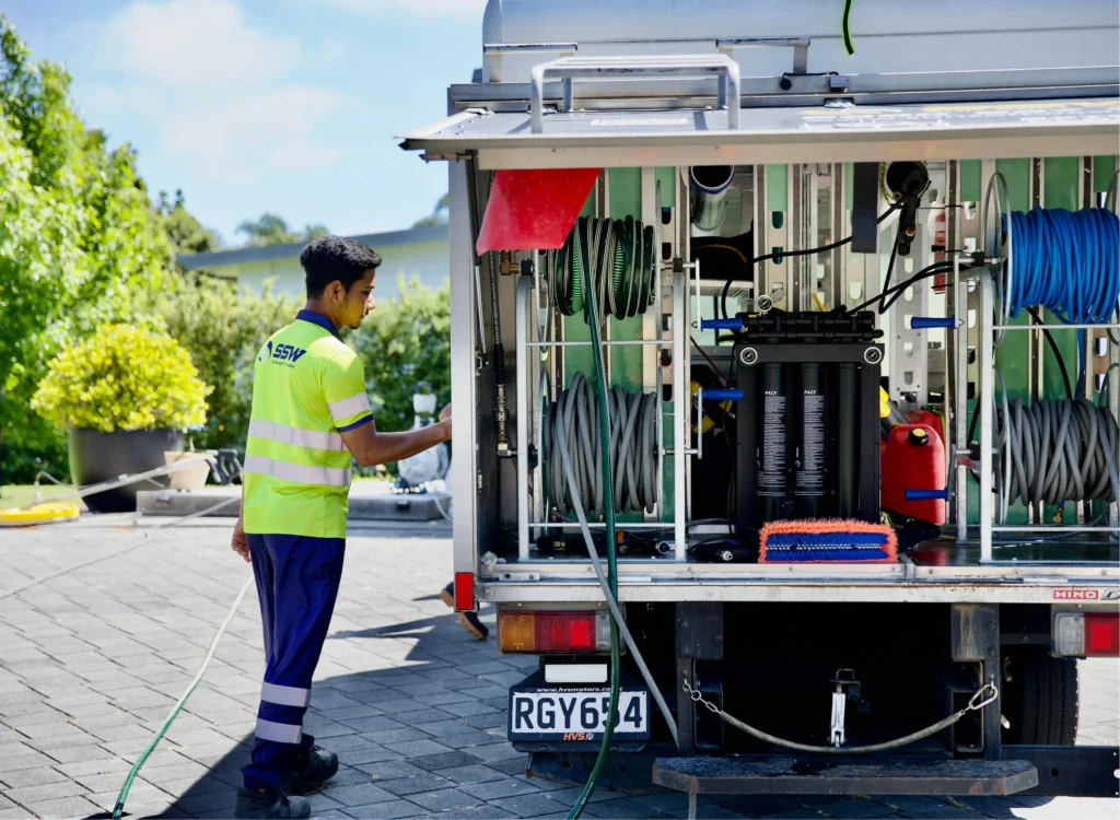 How to Know When Your House Needs Washing in Tauranga