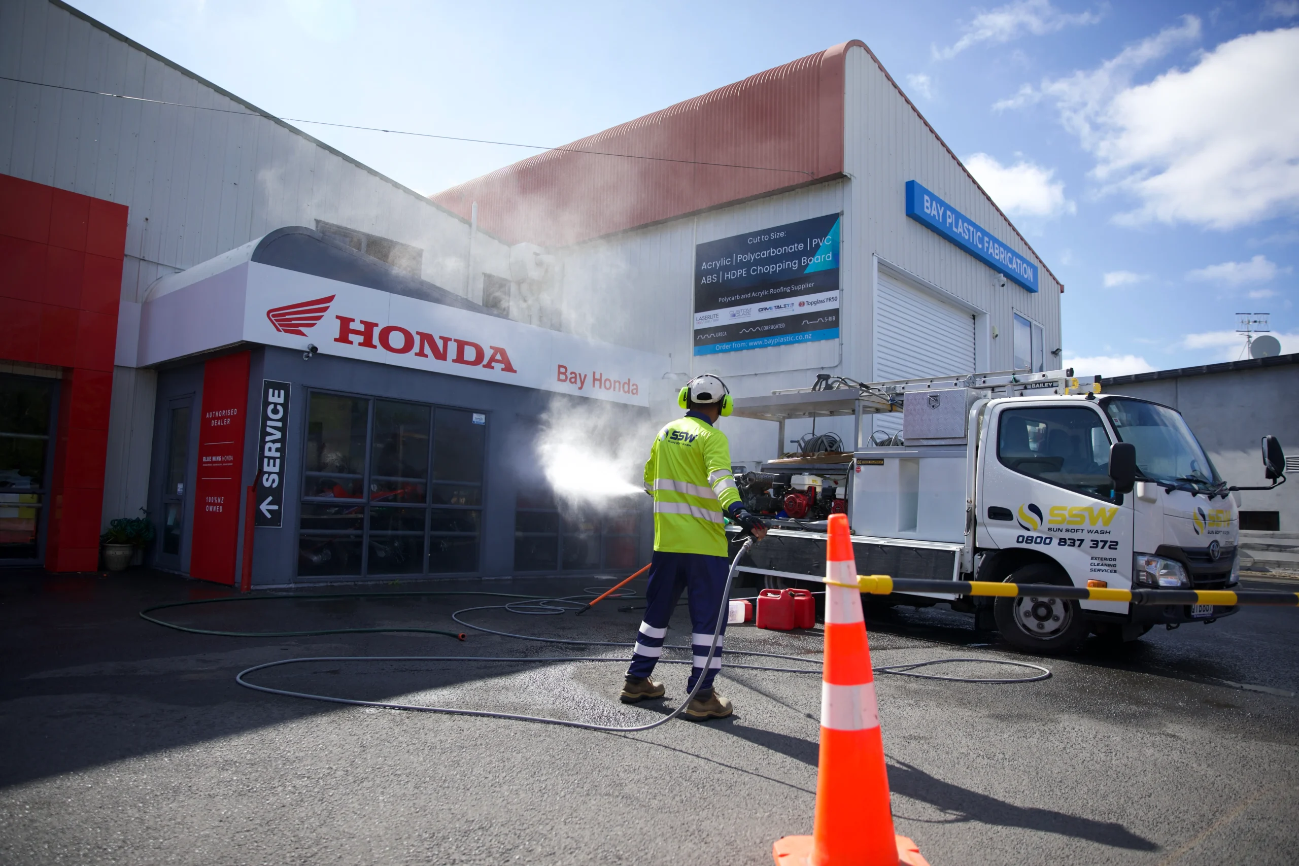 Commercial Buildings Washing Services in Tauranga - Sun softwash