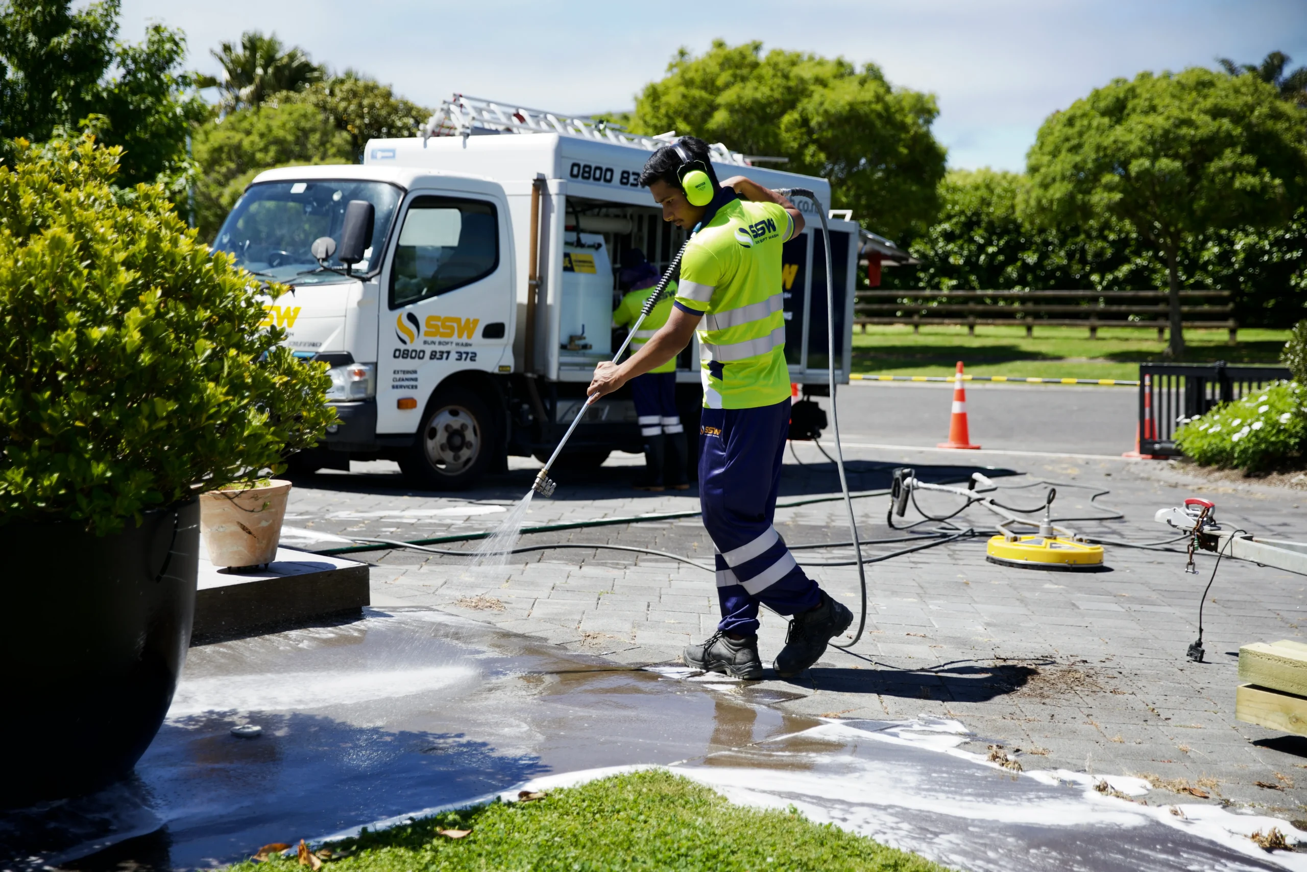 house water blasting cleaning company